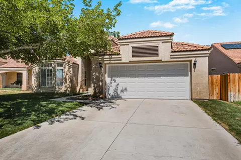1441 Ridgecrest Ct, Rosamond, CA 93560