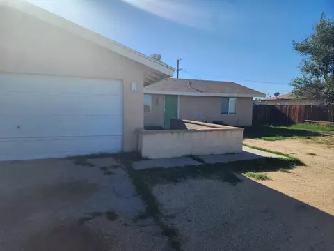 21111 Neuralia Rd, California City, CA 93505