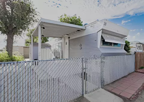 1617 E Ave I #26, Lancaster, CA 93535