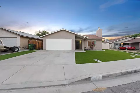 44755 Warren Ct, Lancaster, CA 93535 photo 3
