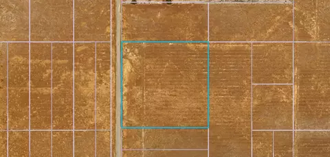 90 Stw Vic Ave B12, Lancaster, CA 93536