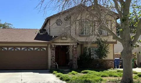 2646 Halma St, Lancaster, CA 93535