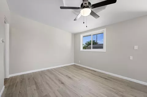 2011 Oldfield St W, Lancaster, CA 93536 photo 17