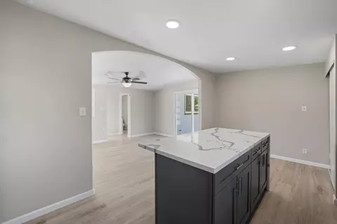 2011 Oldfield St W, Lancaster, CA 93536 photo 6
