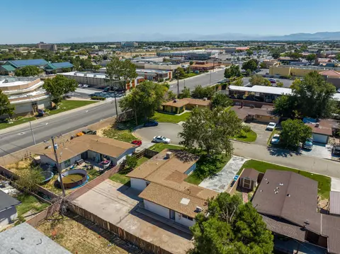 2011 Oldfield St W, Lancaster, CA 93536 photo 52