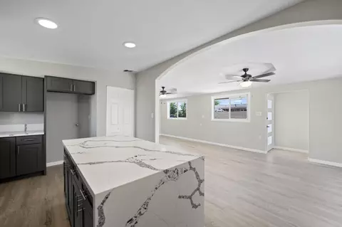 2011 Oldfield St W, Lancaster, CA 93536 photo 8