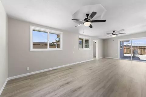 2011 Oldfield St W, Lancaster, CA 93536 photo 14
