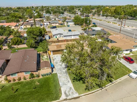 2011 Oldfield St W, Lancaster, CA 93536 photo 46