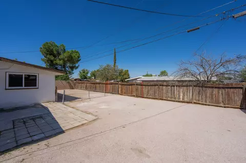 2011 Oldfield St W, Lancaster, CA 93536 photo 37