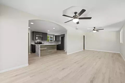 2011 Oldfield St W, Lancaster, CA 93536 photo 3