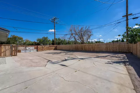 37369 5th St E, Palmdale, CA 93550 photo 29