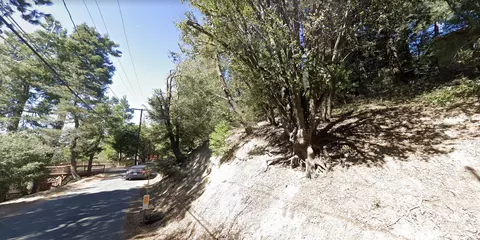 Chillon Drive, Crestline, CA 92325 photo 2