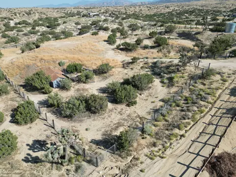 Rolling Pines Rd Road, Palmdale, CA 93550 photo 7