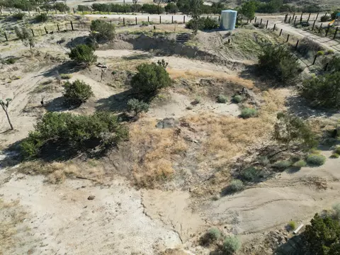Rolling Pines Rd Road, Palmdale, CA 93550 photo 9