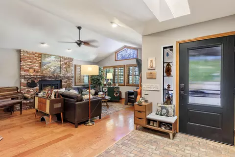 26901 Bear Valley Rd, Tehachapi, CA 93561 photo 18