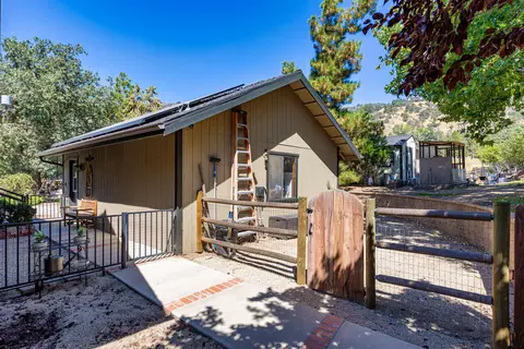 26901 Bear Valley Rd, Tehachapi, CA 93561 photo 43