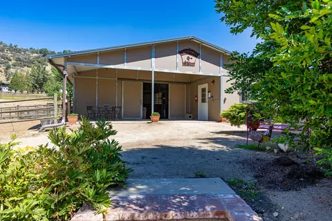 26901 Bear Valley Rd, Tehachapi, CA 93561 photo 48