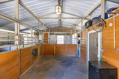 26901 Bear Valley Rd, Tehachapi, CA 93561 photo 54