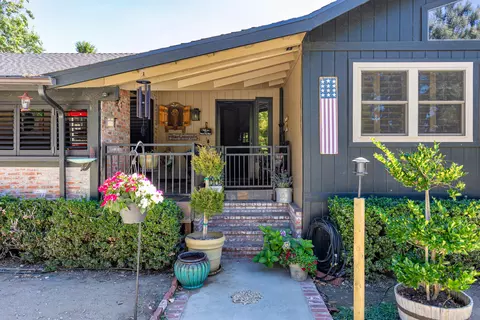 26901 Bear Valley Rd, Tehachapi, CA 93561 photo 3