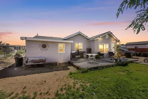 27118 Prospect St, Boron, CA 93516
