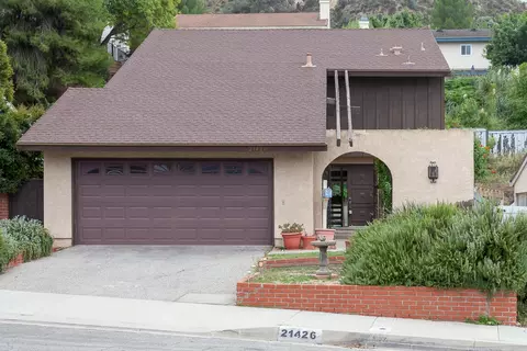 21426 Carol Sue Ln, Santa Clarita, CA 91350
