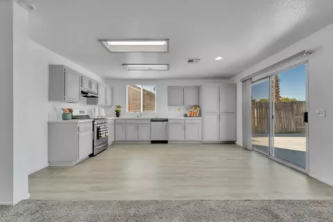 43337 33rd St E, Lancaster, CA 93535 photo 12