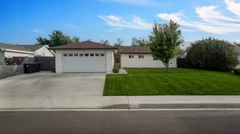 614 Anita Dr, Tehachapi, CA 93561 photo 2