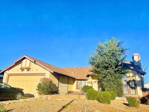 38216 42nd St E, Palmdale, CA 93552