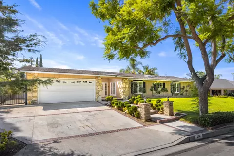 206 Lido Pl Pl, Fullerton, CA 92831 photo 2