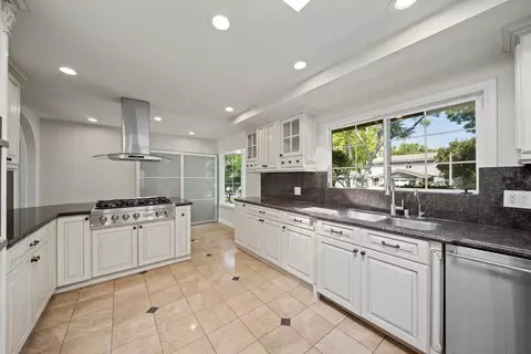 206 Lido Pl Pl, Fullerton, CA 92831 photo 6
