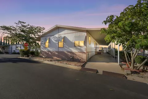 5200 Entrar Dr #SPC 191, Palmdale, CA 93551