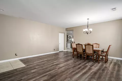 43833 Elena Ct, Lancaster, CA 93536 photo 6