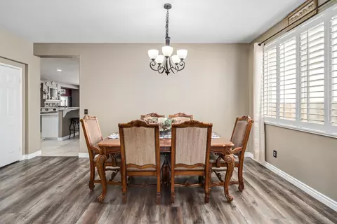 43833 Elena Ct, Lancaster, CA 93536 photo 7