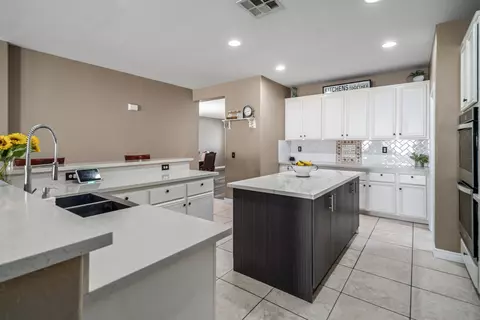 43833 Elena Ct, Lancaster, CA 93536 photo 11