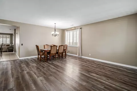 43833 Elena Ct, Lancaster, CA 93536 photo 5