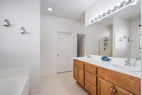 43833 Elena Ct, Lancaster, CA 93536 photo 18