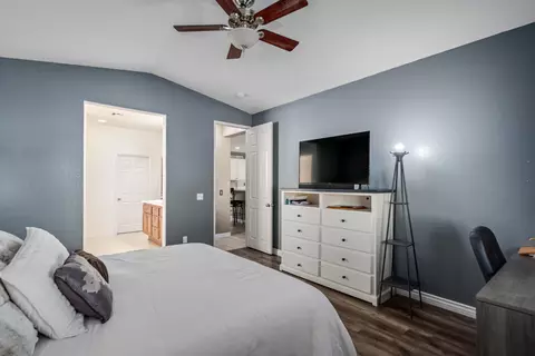 43833 Elena Ct, Lancaster, CA 93536 photo 17