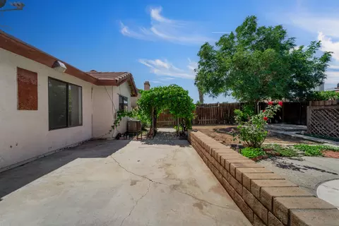 38657 28th St E, Palmdale, CA 93550 photo 42