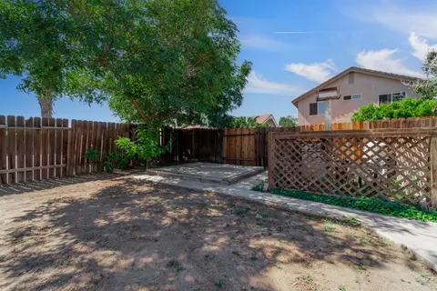 38657 28th St E, Palmdale, CA 93550 photo 40