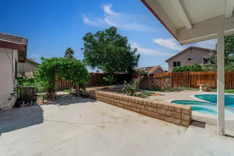 38657 28th St E, Palmdale, CA 93550 photo 43