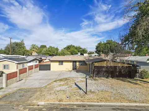 44708 Foxton Ave, Lancaster, CA 93535 photo 2