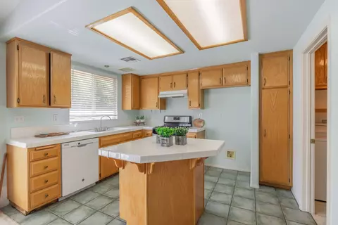 40147 Cantara Dr, Palmdale, CA 93550 photo 6