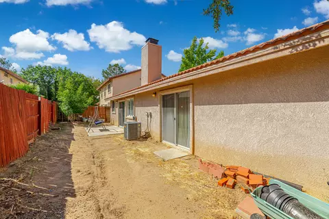 40147 Cantara Dr, Palmdale, CA 93550 photo 22