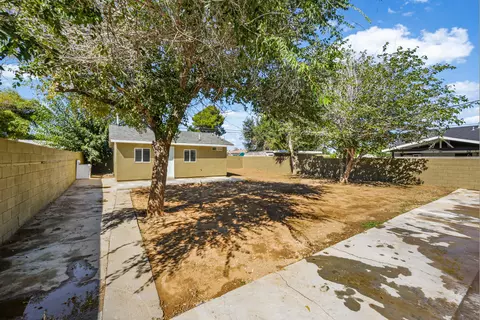 38559 E 4th St, Palmdale, CA 93550 photo 7