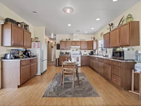 49640 252nd St W, Lancaster, CA 93536 photo 9