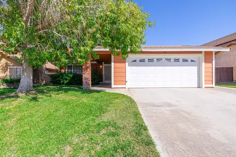 42856 Fenner Ave, Lancaster, CA 93536 photo 2