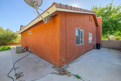 42856 Fenner Ave, Lancaster, CA 93536 photo 26