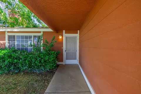 42856 Fenner Ave, Lancaster, CA 93536 photo 4