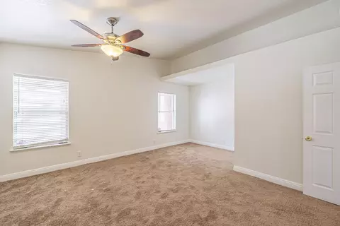 42856 Fenner Ave, Lancaster, CA 93536 photo 18