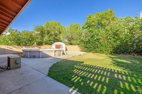 42856 Fenner Ave, Lancaster, CA 93536 photo 27